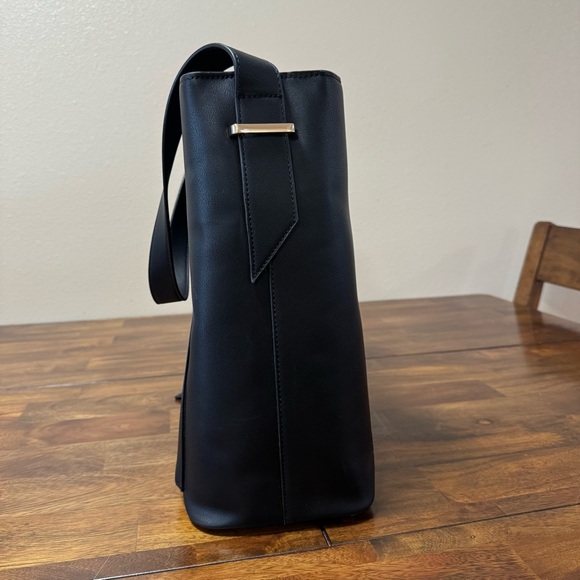 BEIS Wicked Tote - Picture 5 of 14